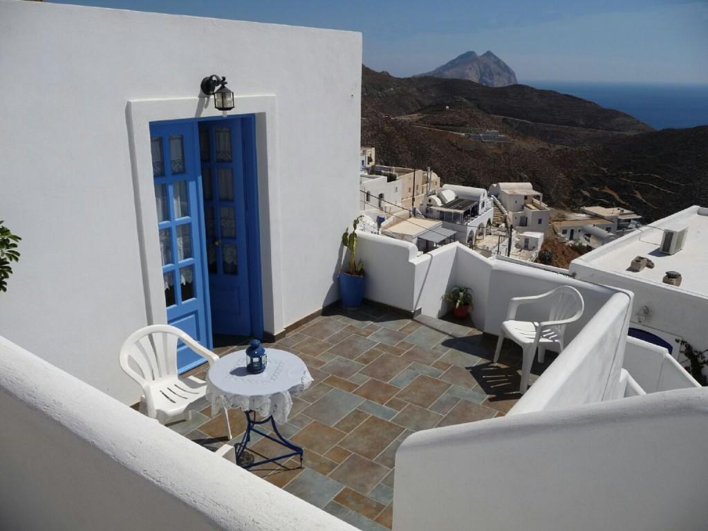 Floras Rooms And Studios Anafi Exterior photo