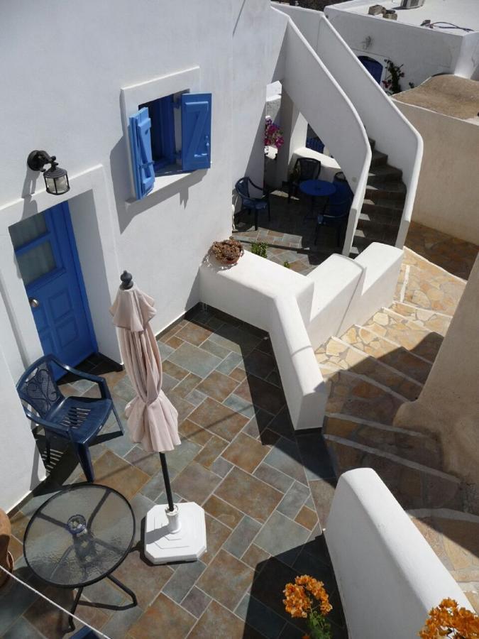 Floras Rooms And Studios Anafi Exterior photo