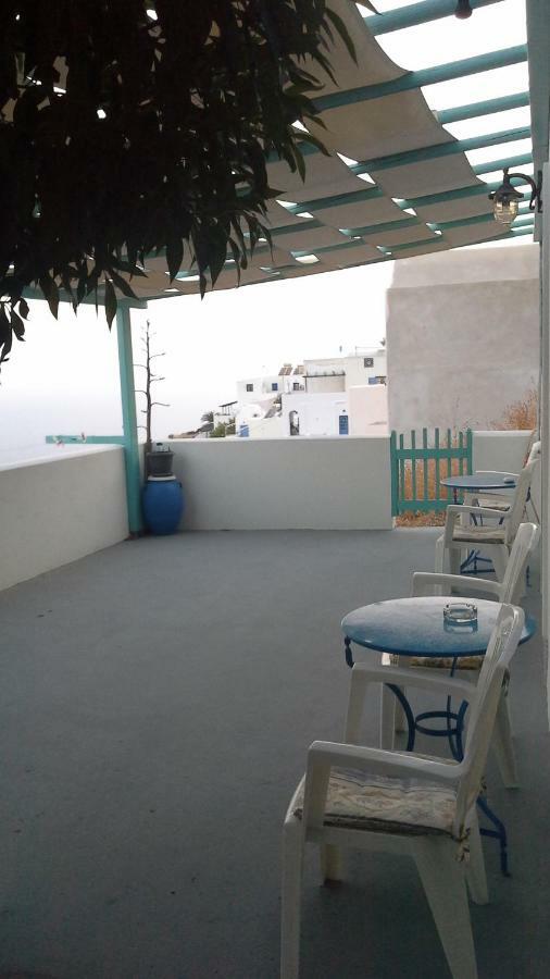 Floras Rooms And Studios Anafi Exterior photo